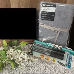 NWT, 4pc CHIC ✨ office supplies set.